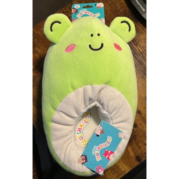 Original Squishmallows Wendy the Frog Plush Slippers Size 6/7 - Picture 1 of 2